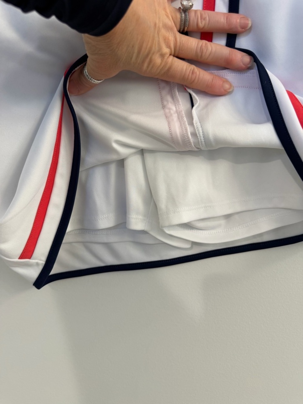 Callaway golf skirt. Size S. White with Navy/lighter red piping. - Picture 4 of 5